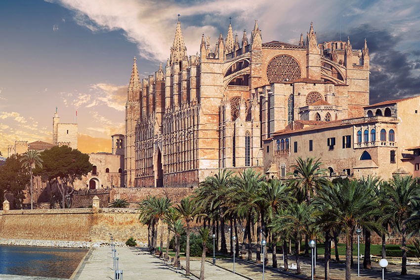 palma de mallorca cathedral