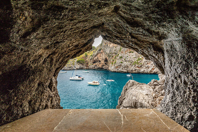 sa calobra port